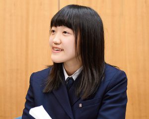 糸魚川高校 ３年生　出版委員会委員長 利根川 美優（とねがわ みゆ）さん