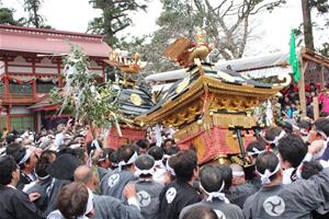 天津神社春大祭