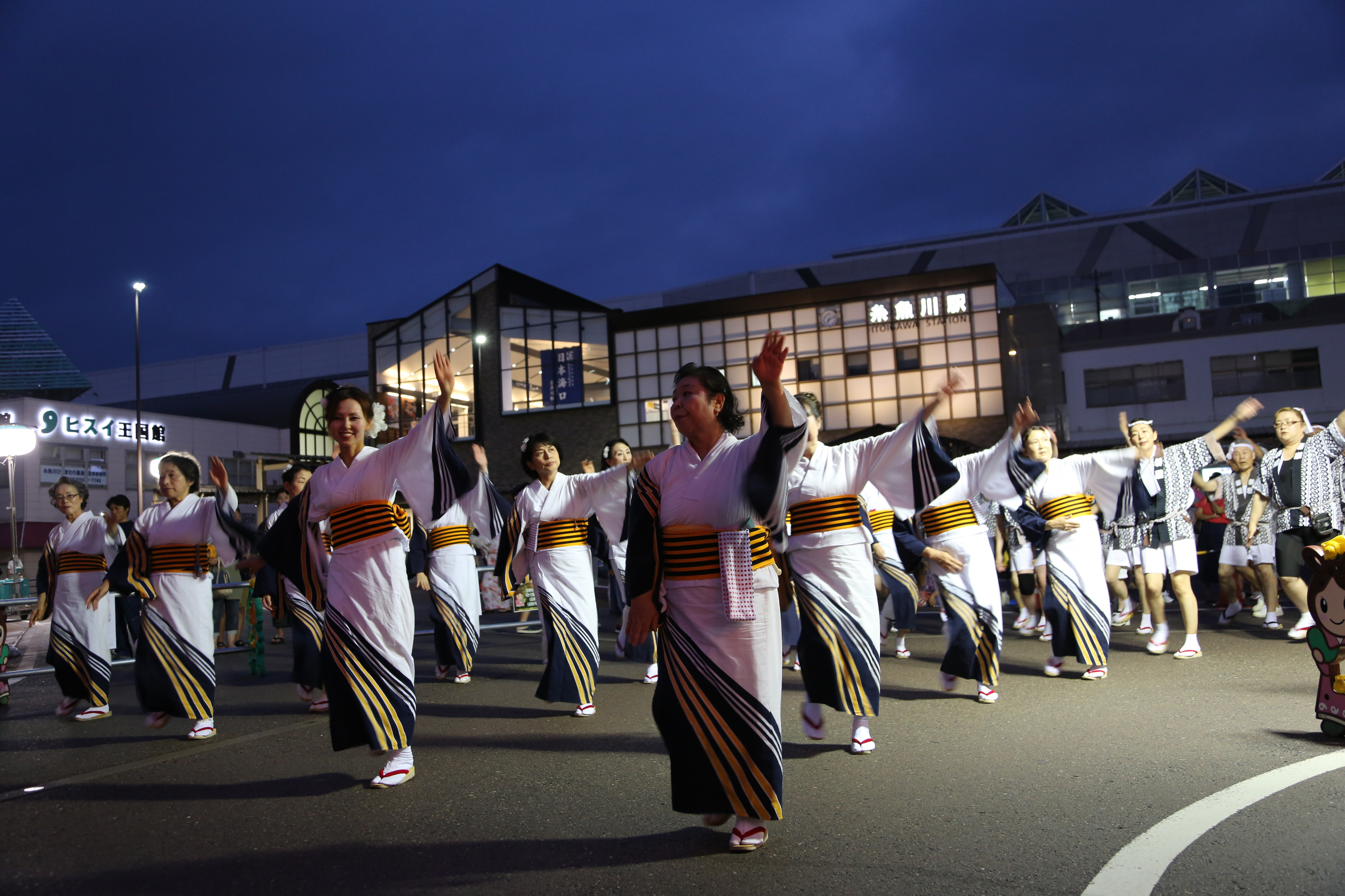 おまんた祭りの画像