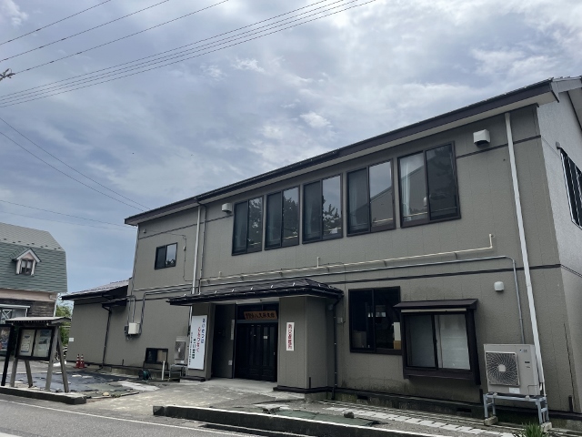 八久保地区公民館外観