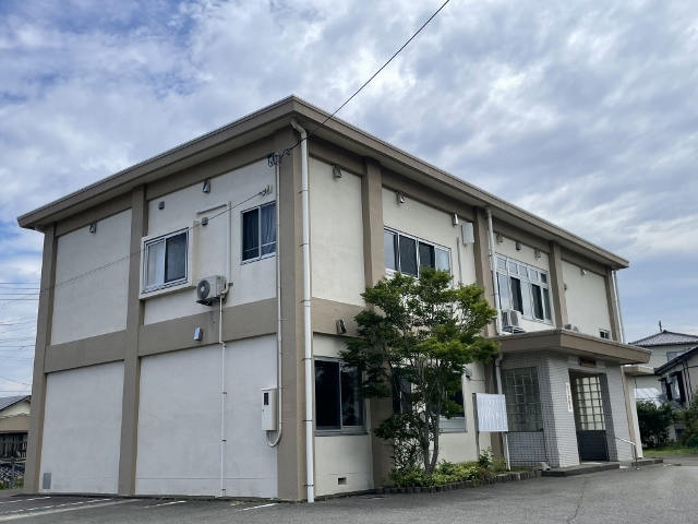 寺地地区公民館外観