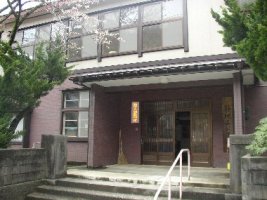 歌地区公民館外観