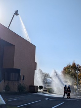 放水訓練の写真