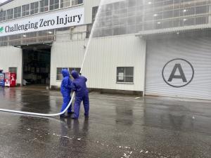 可搬ポンプによる放水活動