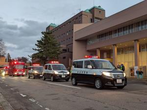 警察車両、消防車両の出発式