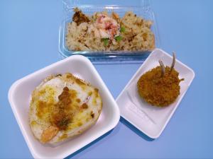 カニ飯など