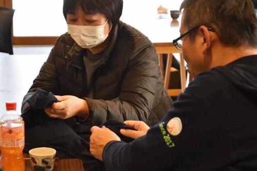 メリノウールを手に取ってみます